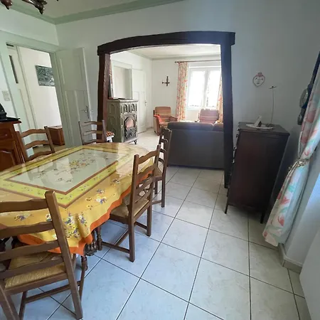 Aux Portes Du Parc *